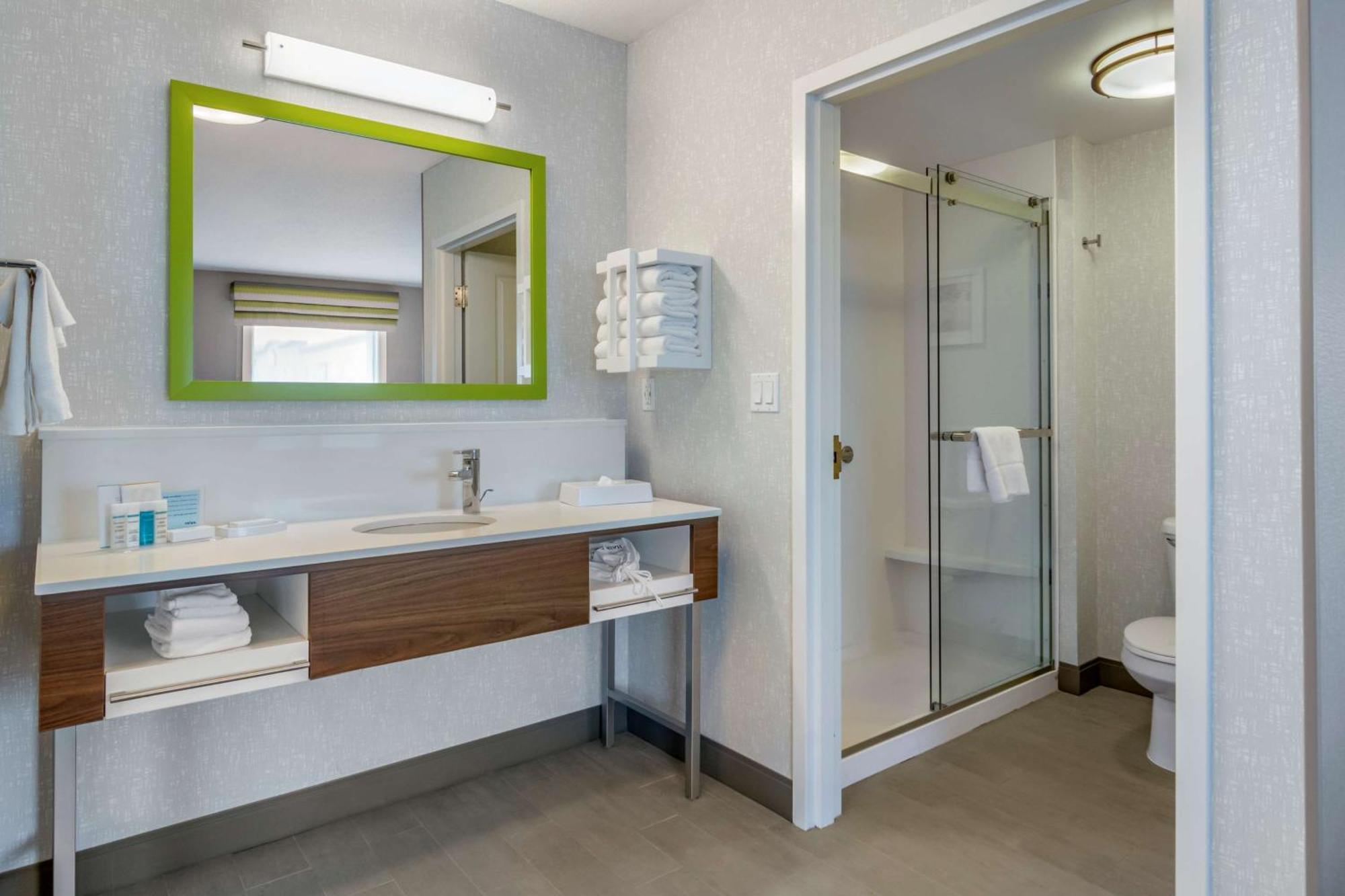 Hampton Inn & Suites Edmonton/West Экстерьер фото
