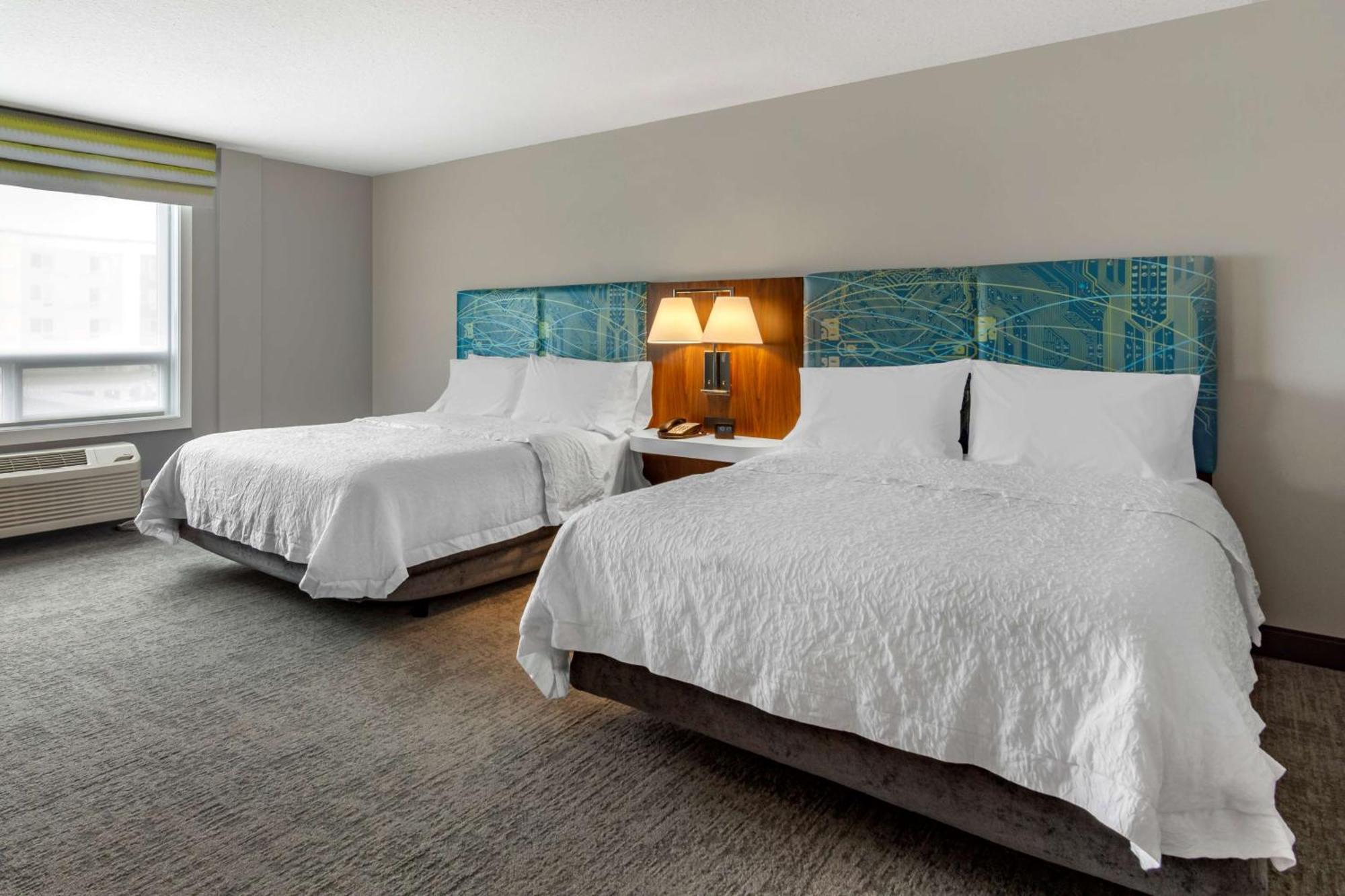 Hampton Inn & Suites Edmonton/West Экстерьер фото