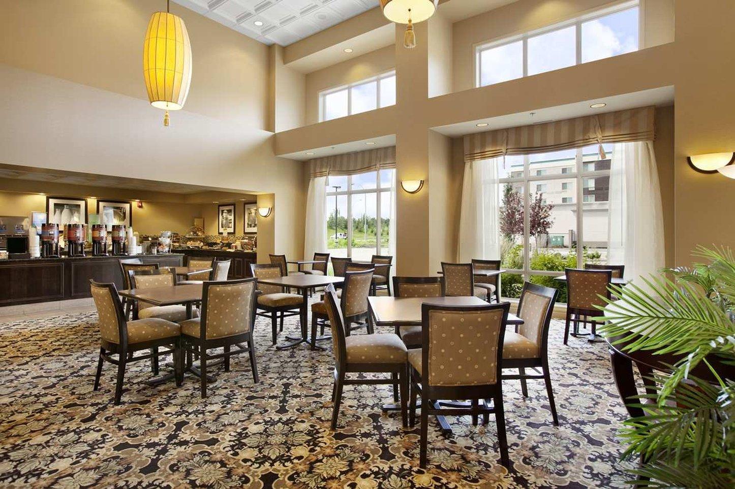Hampton Inn & Suites Edmonton/West Экстерьер фото